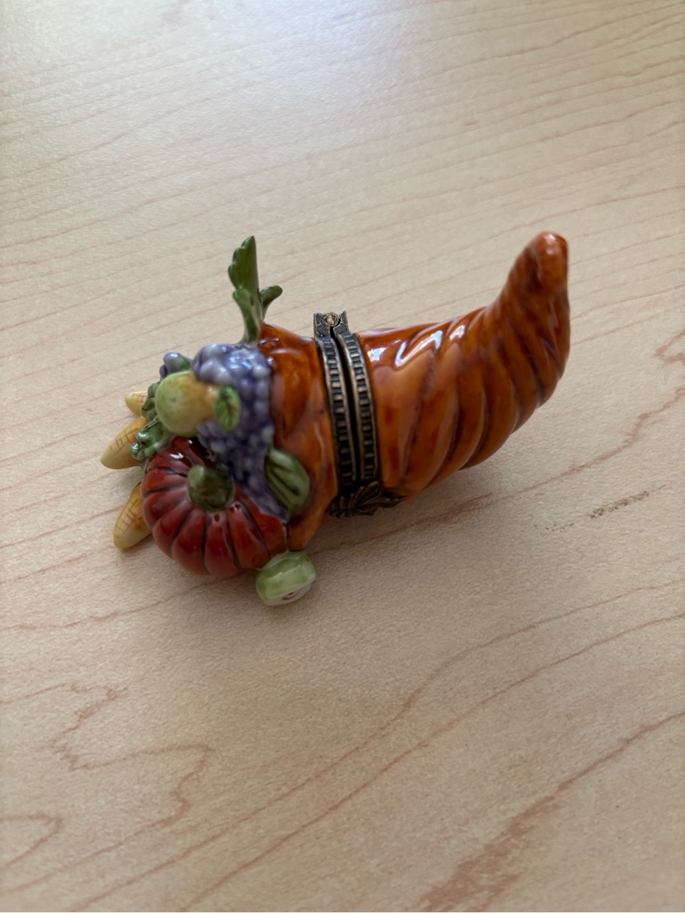 NWT STUDIO USA Hand-Painted Porcelain Hinged Trinket Box: Cornucopia